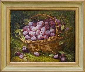 Корзина со сливами